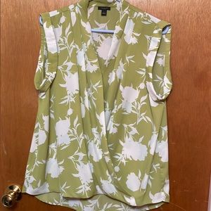 Ann Taylor-Women’s summer top